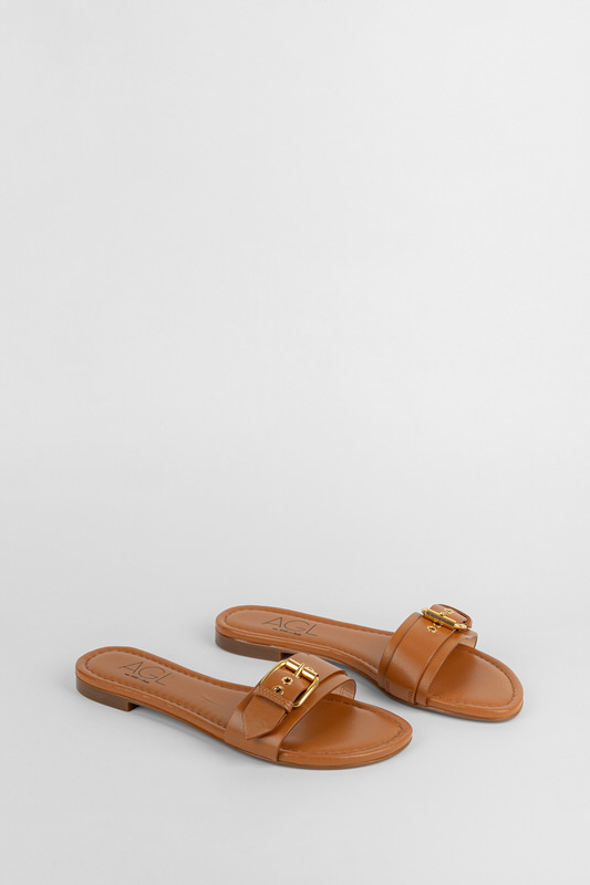 Женские шлепанцы Agl SUMMER BUCKLE